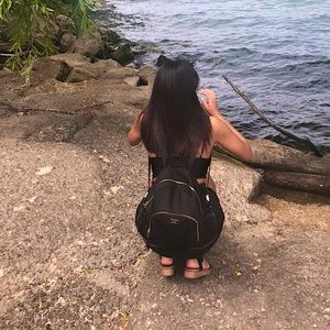 Meet your Posher, Savannah